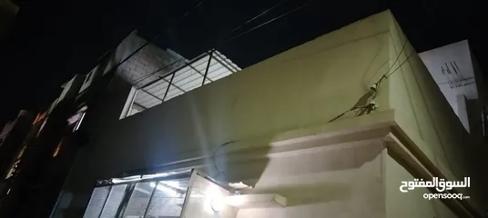  11 بيت للبيع. 3 شقه