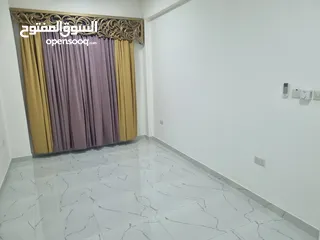  5 شقه في المعبيله الجنوبيه خلف مسقط مول ، flat for rent behind Muscat mall