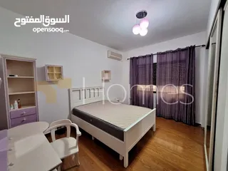  12 شقة طابقية للايجار في شارع عبدالله غوشة بمساحة بناء 200م