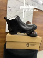  10 حذاء Clarks الجلد الطبيعي، هتجمع بين الشياكة وجودة التفاصيل في تصميم يليق بمكانتك.صناعه فيتنامي