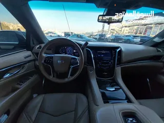  16 كاديلاك اسكاليد وارد الوكالة قاطع مسافة 29000km فقط صنف platinum