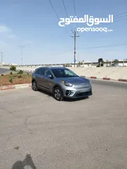  25 كيا نيرو كهرباء 2022 فل الفل عدا الفتحه فحص كامل بحال الوكاله وارد امريكي