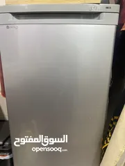  4 ثلاجة وفريزر