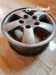  1 جنط باص H100 بحالة جيدة للبيع بسعر 50
