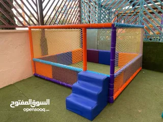  4 رخصة حضانه ورخصة روضه مع آثاث كامل للبيع بسعر مغري