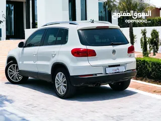  4 VOLKSWAGEN TIGUAN 2.0 TSI 2016  GCC SPECS  LOW MILEAGE