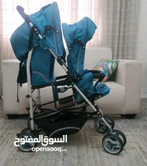  1 عرباية اطفال توام بحاجة ممتازة للبيع
