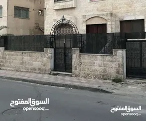  13 شقة ارضية مميزة مفروشة للبيع خلف الهنيني من المالك شارع تجاري