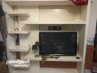  1 بوفيه شاشة تلفزيون