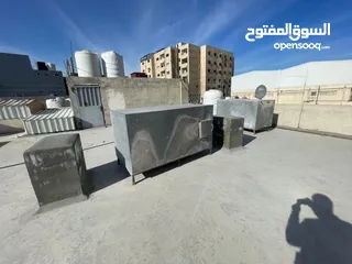  1 نشتري تنك الحديد المترين  واحنا بننزل عن الاسطح تنك المتر بسته بنشتري جميع انواع الاثاث