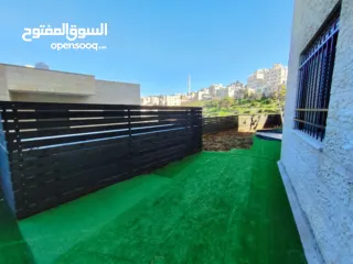  12 شقة مع حديييقة للايجار في عين مصباح