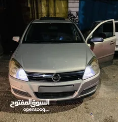  3 اوبل استرا