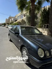  2 مرسيدس E200 كلاسيك موديل 1999 للبيع