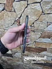  2 iPhone 11 pro بسعر مميز جدا