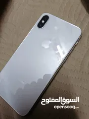  1 iPhone x  64 g
