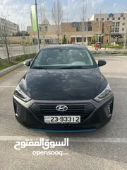  4 Black Hyundai Ioniq 2017