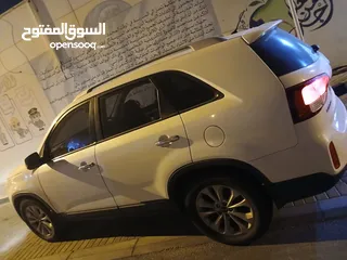  2 كيا  نظيفه جدا ماشيه 150 مبيمه مسجله الى شهر سته 2026 شاشه وميكف بااااارد وكل شي تمام