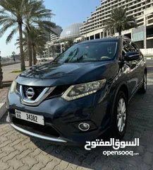  5 Nissan x- trail gcc full egency service full options original paint free accidents 7seats