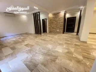  4 شقة غير مفروشة للايجار في دير غبار ( Property 39256 ) سنوي فقط