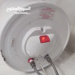  2 قيزر 80 لتر شغال فحص كامل ما في اي مشكله صناعة دبي بسعر 40 دينار سعر نهائي للجادين تواصل خاص سعره