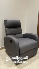  1 كرسي قابل للضبط شبه جديد