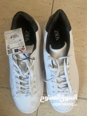  3 حذاء أبيض نوع زارا جديد قياس43 اخذتو من زارا 39 دينار