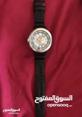 5 ساعه غوص  ستزن 200 متر اصليه ساعه مميزه جدا جدا ومرغوبه لدى الحميع بحاله فوق الممتازه