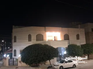  8 بيت مستقل للبيع في ابو نصير قرب دوار الروابدة