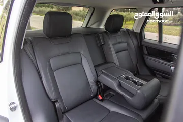  14 2019 Range Rover vogueرينج روفر فوج 2019 شاشات خلفيه اعلى صنف و مرشات كهرباء و 5 كاميرات عداد قليل