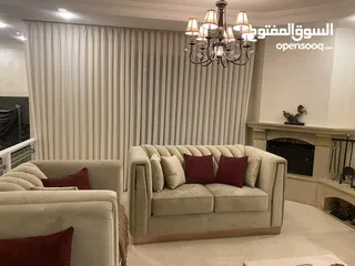  23 البيت الوردي للستائر والمفروشات