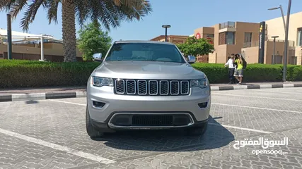  1 2021 Jeep Grand Cherokee