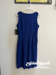  3 فساتين للبيع
