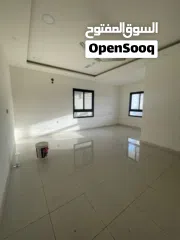  2 فرصة استثمارية للبيع مبنى من طابقين جديد في المالكية