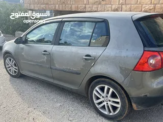  4 جولف 2005 للبيع