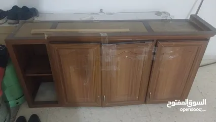  2 خزائن مطبخ المنيوم و مجلى للبيع بسعر مغري