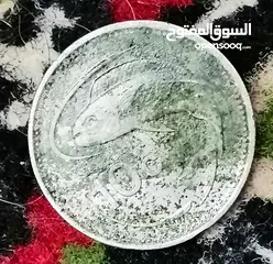  19 عملات قديمة للبيع  أو البدل أوالبيع َكوم