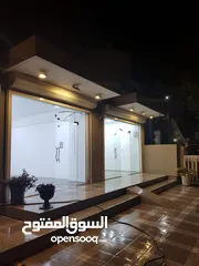  1 طابق ارضي للايجار او للاستثمار في الحارثيه