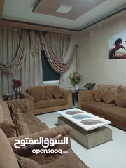  1 طقم كنب للبيع مستعمل