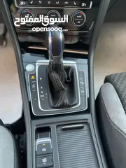  11 Golf R Line 2018