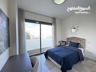  16 شقة للايجار في منطقة الدوار الرابع  ( Property 31998 ) سنوي فقط