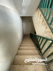  20 منزل مستقل طابقين مع ارض وحديقة مساحة الارض 1000 متر مربع