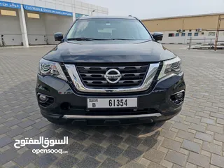  6 NISSAN PATHFINDER SL 2017 FULL OPTION PANORAMIC ROOF