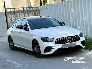  2 Mercedes E220
