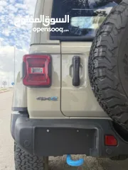  11 جيب روبيكون هايبرد 2023