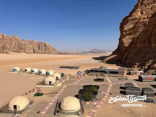  15 باصات حديثه للتوصيل 10 مقاعد مع السائق فقط توصيل لجميع انحاء المملكة  مطار الملكه علياء الجسر الملك