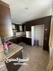  8 روف للايجار