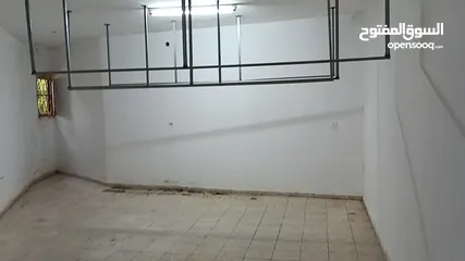  3 مخزن تسوية للايجار