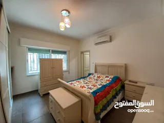  6 شقة مفروشة للإيجار 340م2 ( Property 18197 )-174847950