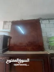  1 طاولة وسطيه