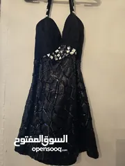  4 فستان سهرة قصير شبه جديد نظيف نظيف مش مستخدم هلبة